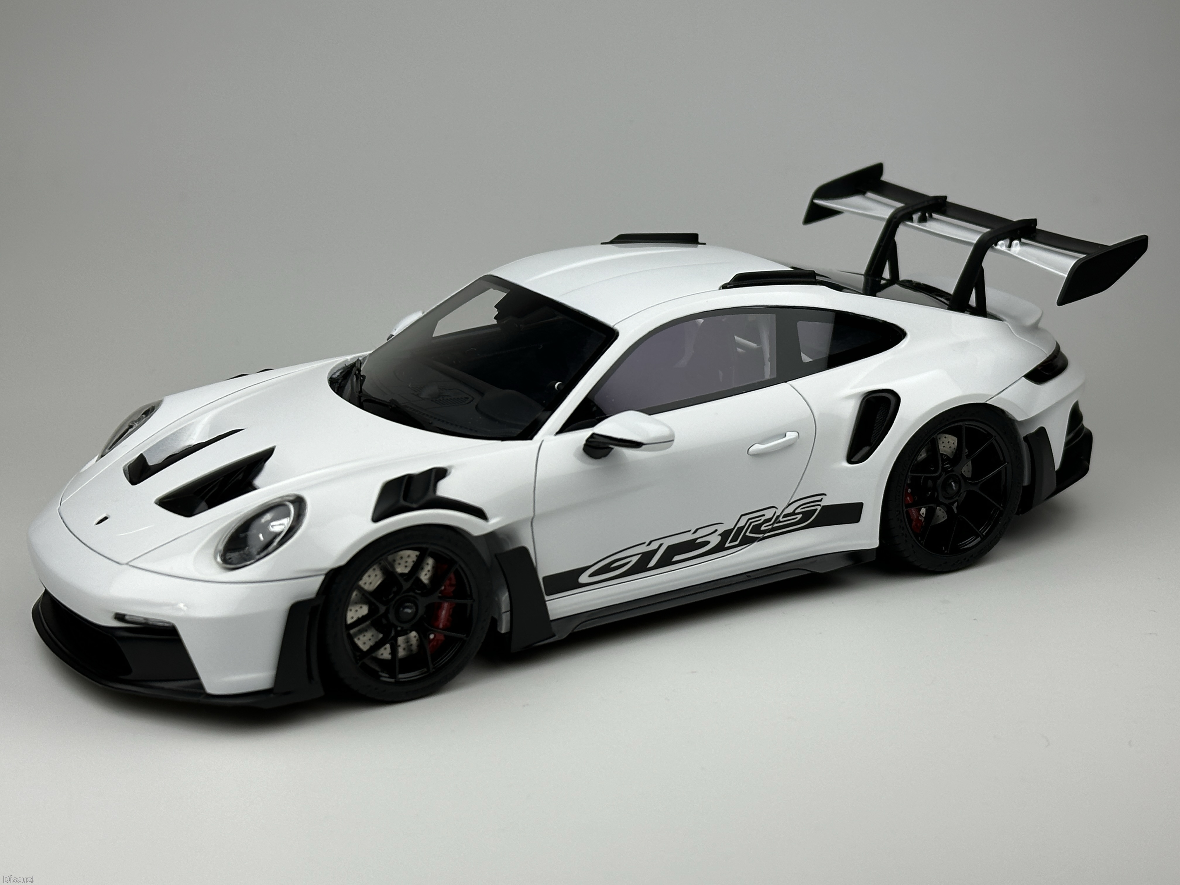 1:24PZYxKitbox911GT3RS